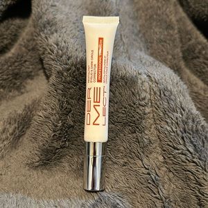 Dermelect Revitalite Eyelid & Dark Circle Corrector